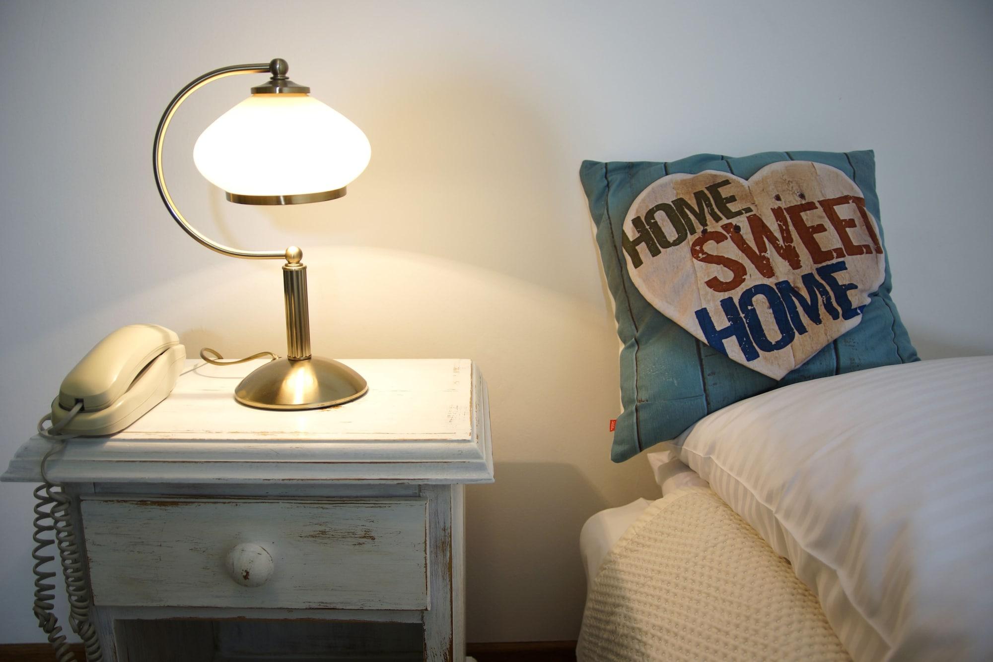 Goscinne Dom Literatury Bed & Breakfast 3*