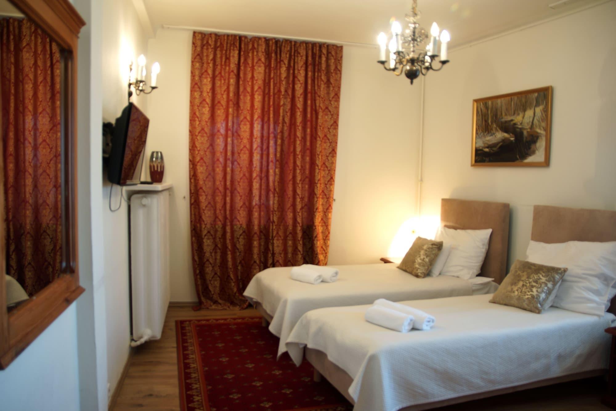 Bed & Breakfast Goscinne Dom Literatury 3*