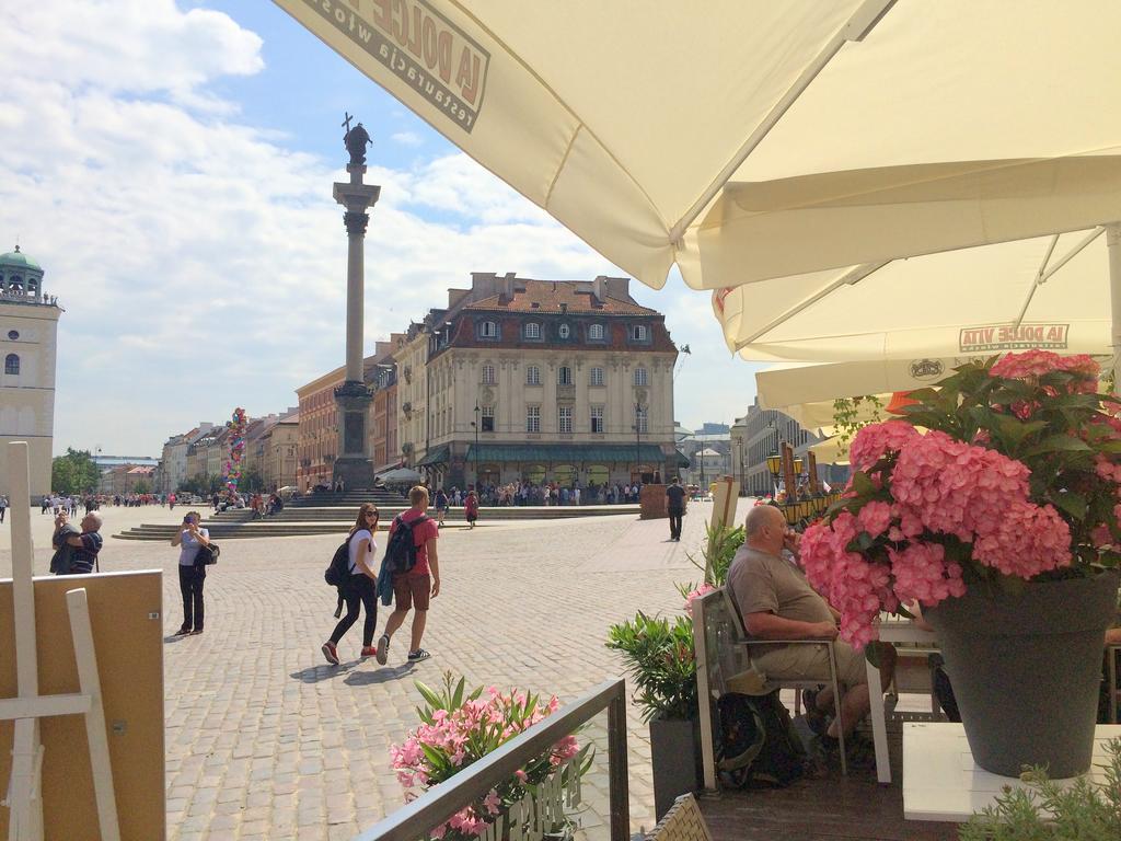 Goscinne Dom Literatury Varšava