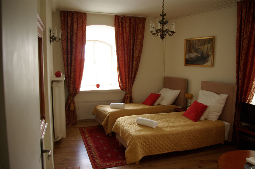 Bed & Breakfast Goscinne Dom Literatury