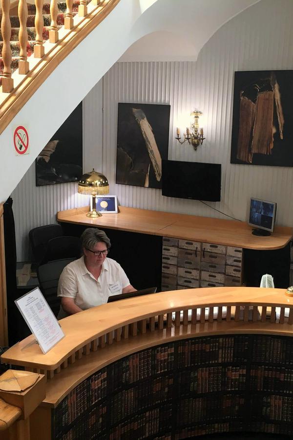Goscinne Dom Literatury 3*