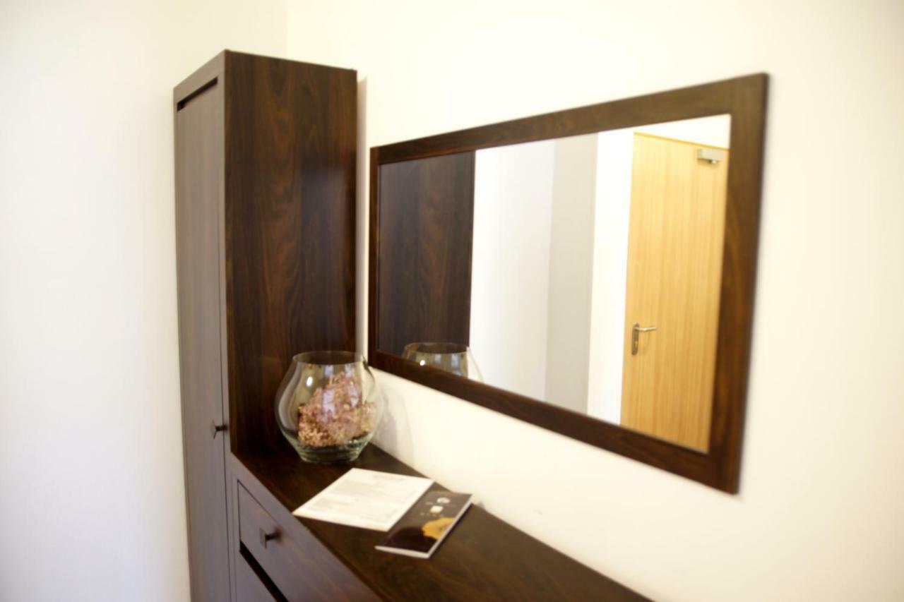 Goscinne Dom Literatury Bed & Breakfast Varšava