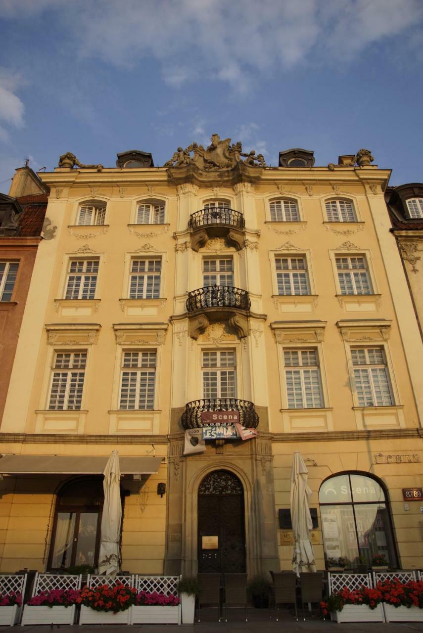 Goscinne Dom Literatury Bed & Breakfast Varšava